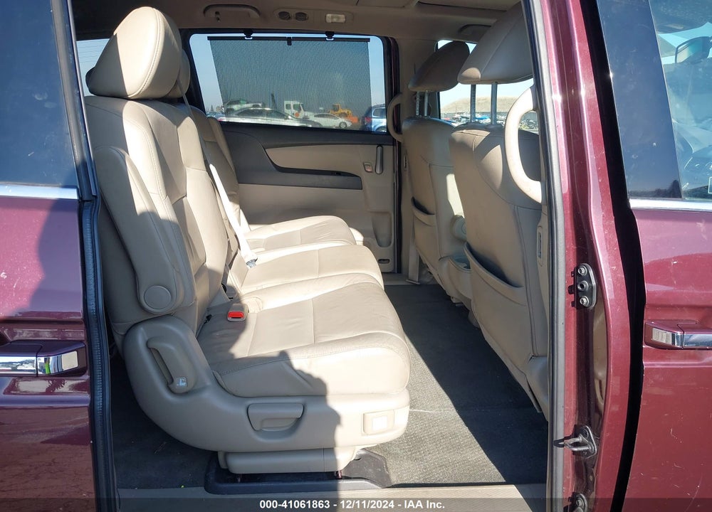 2011 HONDA ODYSSEY TOURING/TOURING ELITE VIN: 5FNRL5H9XBB084850
