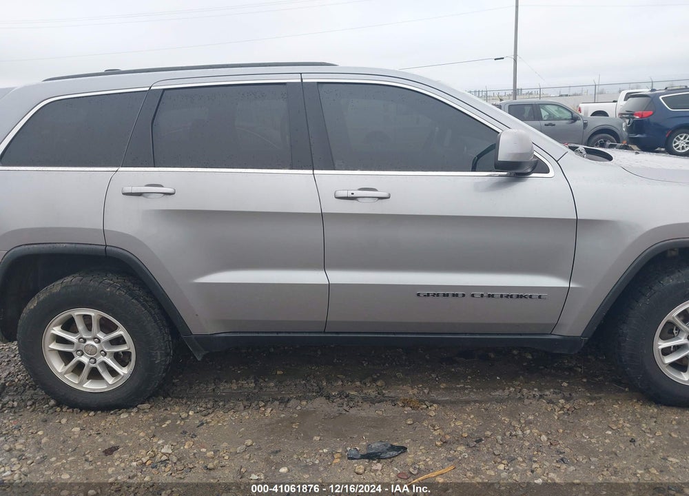 2018 JEEP GRAND CHEROKEE LAREDO 4X4 VIN: 1C4RJFAG4JC457817