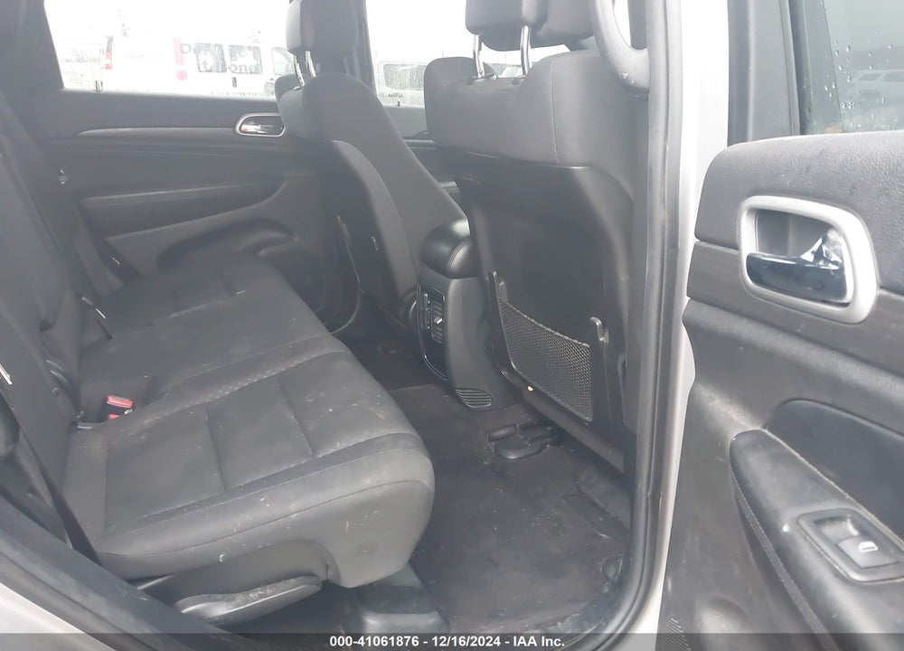 2018 JEEP GRAND CHEROKEE LAREDO 4X4 VIN: 1C4RJFAG4JC457817
