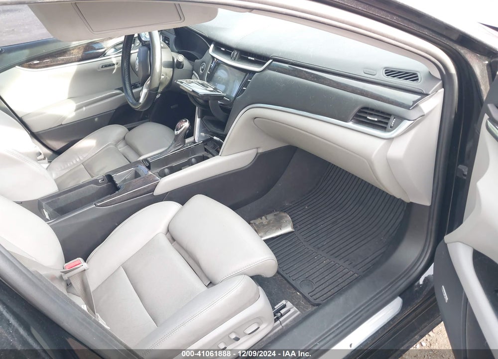 2014 CADILLAC XTS PREMIUM VIN: 2G61R5S34E9160297