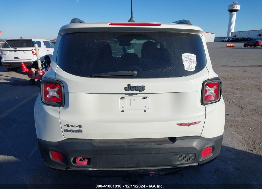 2015 JEEP RENEGADE TRAILHAWK VIN: ZACCJBCT8FPB80889