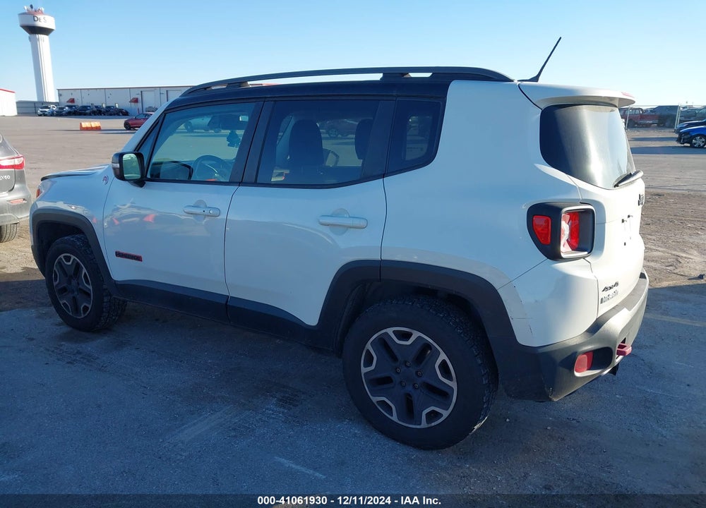 2015 JEEP RENEGADE TRAILHAWK VIN: ZACCJBCT8FPB80889