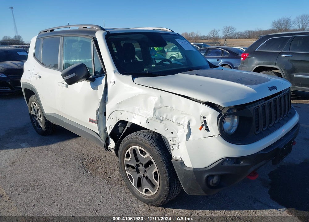 2015 JEEP RENEGADE TRAILHAWK VIN: ZACCJBCT8FPB80889
