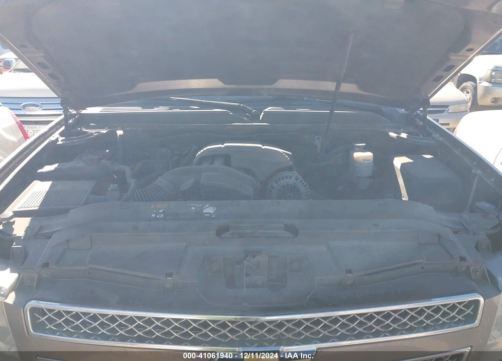 2013 CHEVROLET TAHOE LS VIN: 1GNSCAE08DR170016
