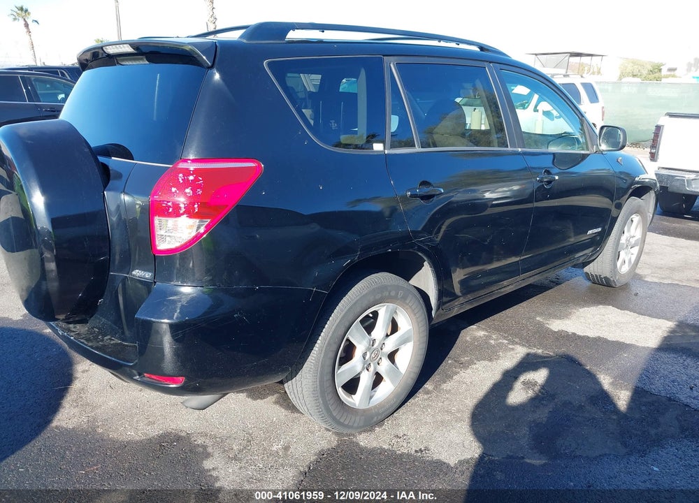 2007 TOYOTA RAV4 LIMITED VIN: JTMBD31V675102909