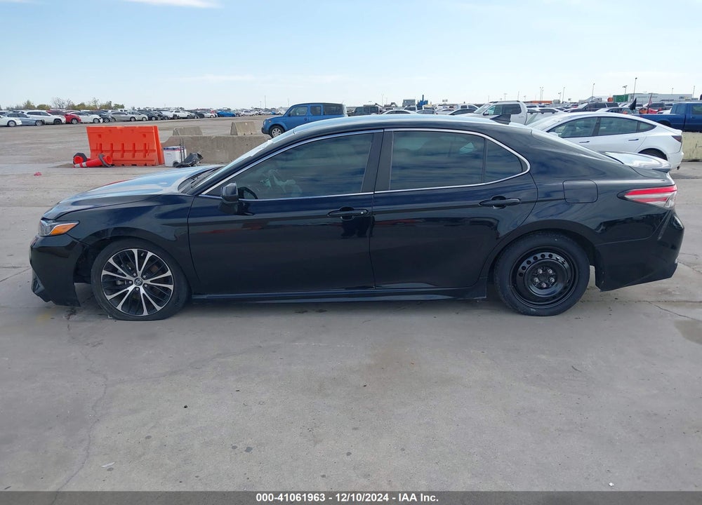 2019 TOYOTA CAMRY SE VIN: 4T1B11HK3KU832909