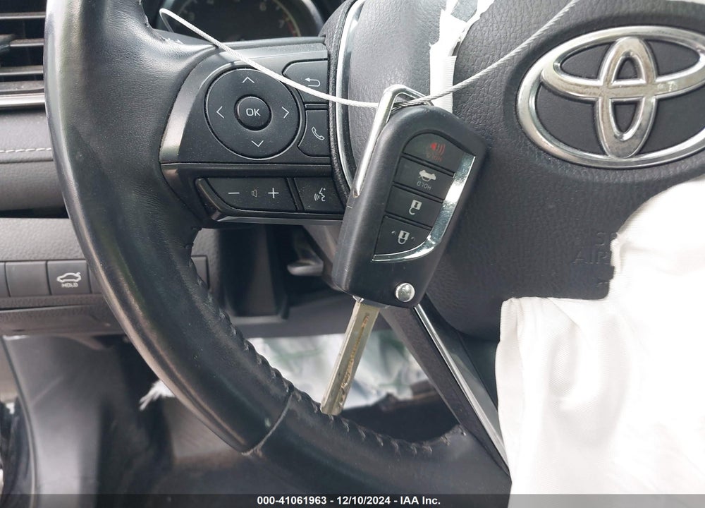 2019 TOYOTA CAMRY SE VIN: 4T1B11HK3KU832909