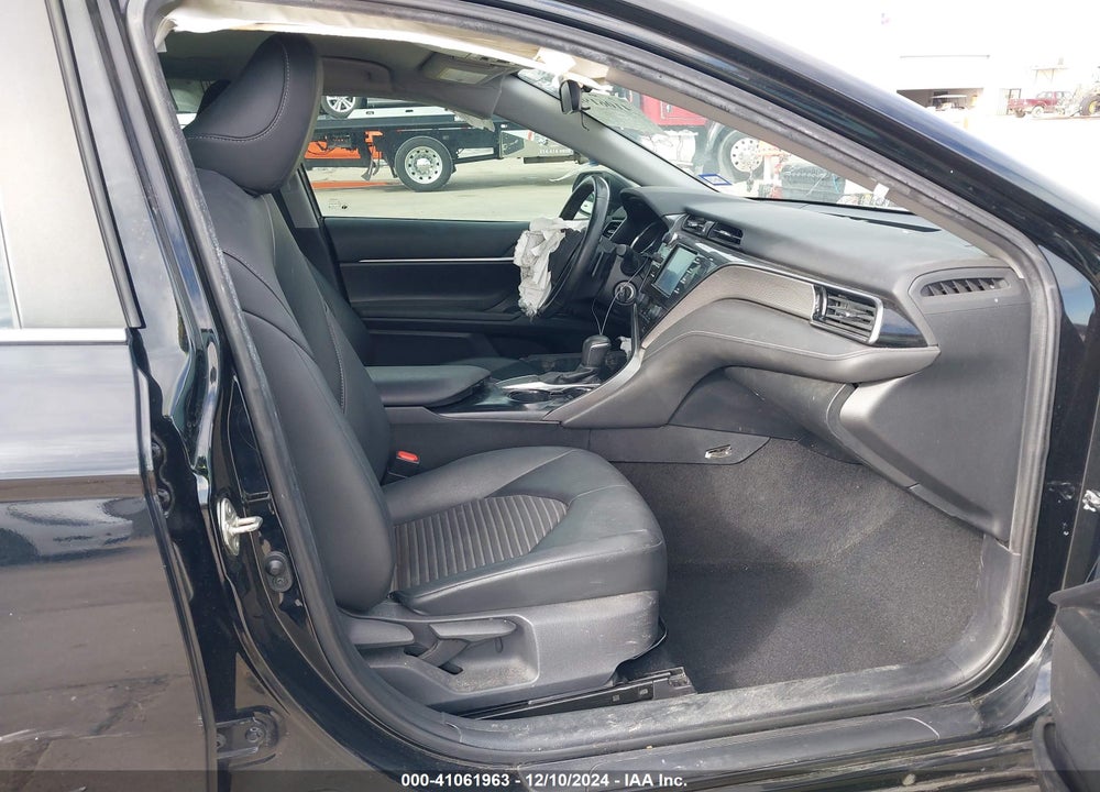 2019 TOYOTA CAMRY SE VIN: 4T1B11HK3KU832909