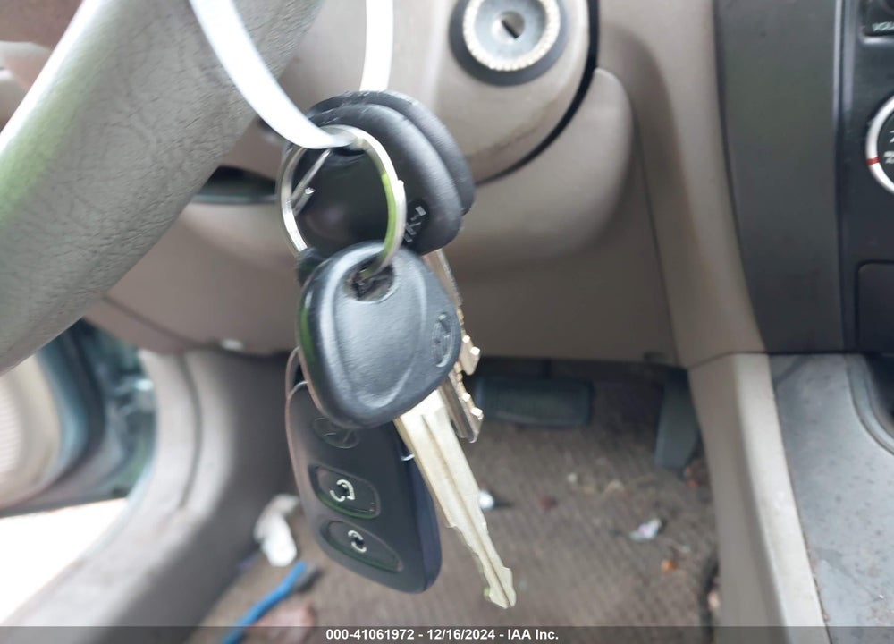 2009 HYUNDAI TUCSON GLS VIN: KM8JM12B69U038699