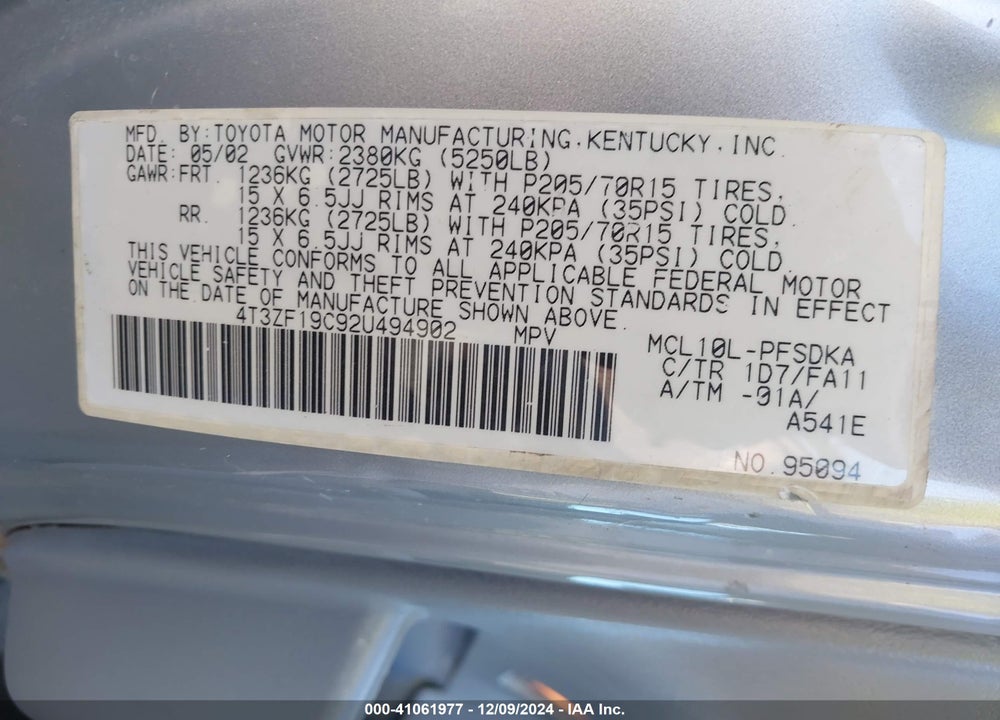 2002 TOYOTA SIENNA CE VIN: 4T3ZF19C92U494902