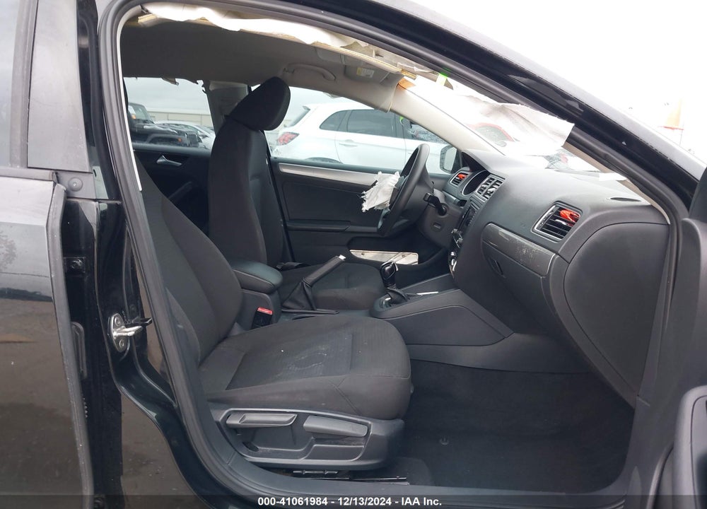 2016 VOLKSWAGEN JETTA 1.4T SE VIN: 3VWD67AJ9GM257579