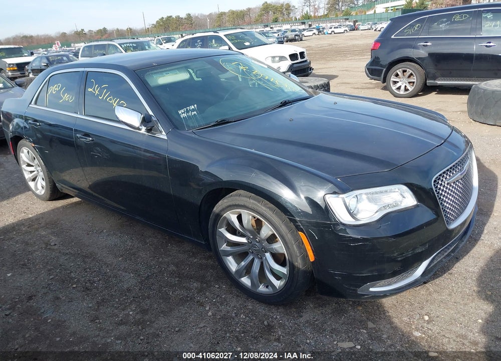 2019 CHRYSLER 300 TOURING VIN: 2C3CCAAG4KH601680