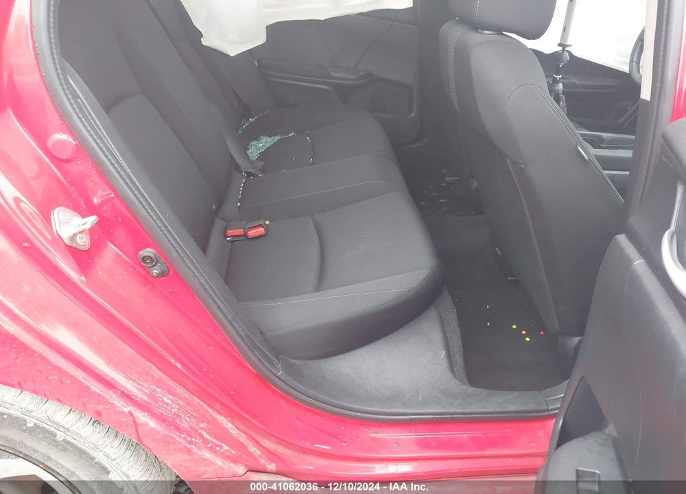 2018 HONDA CIVIC LX VIN: 2HGFC2F52JH591477