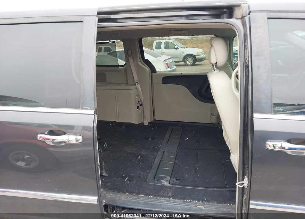 2012 CHRYSLER TOWN & COUNTRY TOURING-L VIN: 2C4RC1CGXCR232614