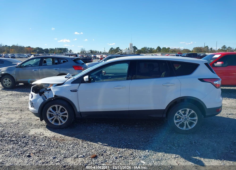 2017 FORD ESCAPE SE VIN: 1FMCU0GD3HUD91266