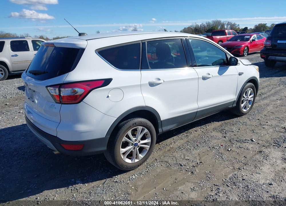 2017 FORD ESCAPE SE VIN: 1FMCU0GD3HUD91266