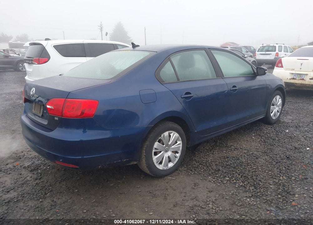 2014 VOLKSWAGEN JETTA 1.8T SE VIN: 3VWD17AJ6EM401004