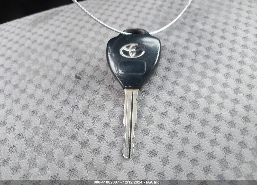 2008 TOYOTA RAV4 VIN: JTMBD33V586071287