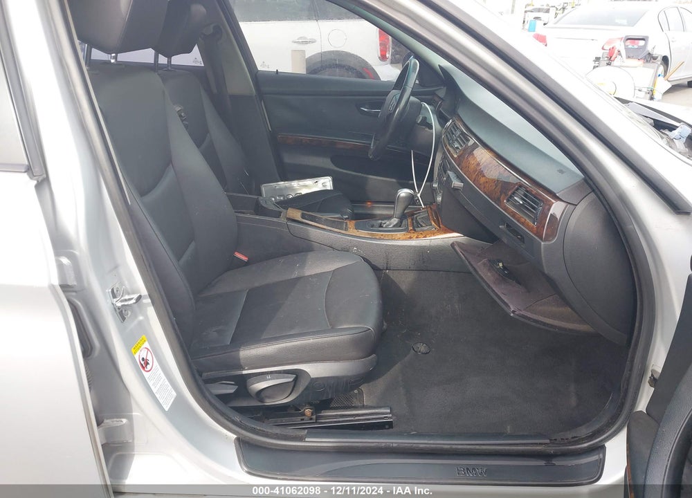 2006 BMW 325I VIN: WBAVB13566KX62157