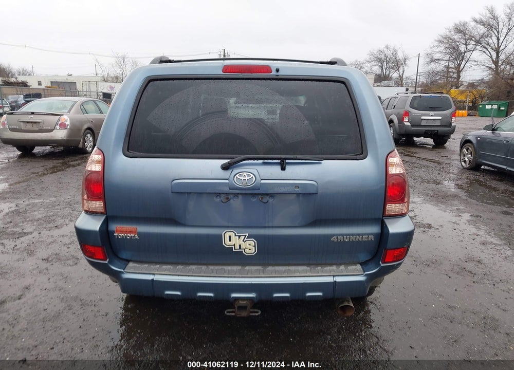2005 TOYOTA 4RUNNER SR5 V6 VIN: JTEBU14R958034468