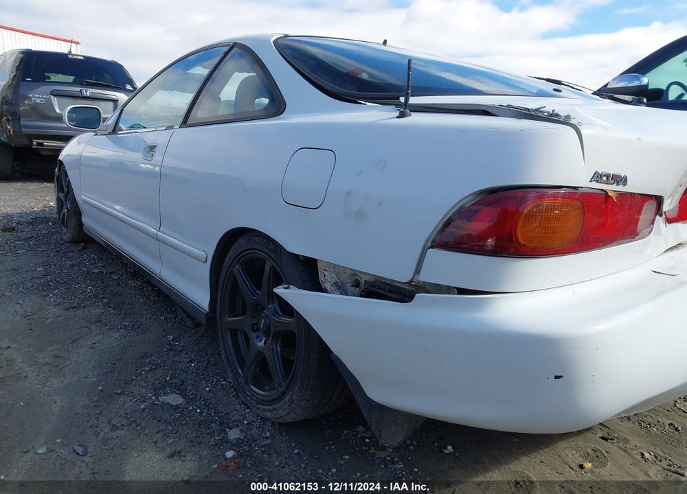 1996 ACURA INTEGRA LS VIN: JH4DC4351TS002824