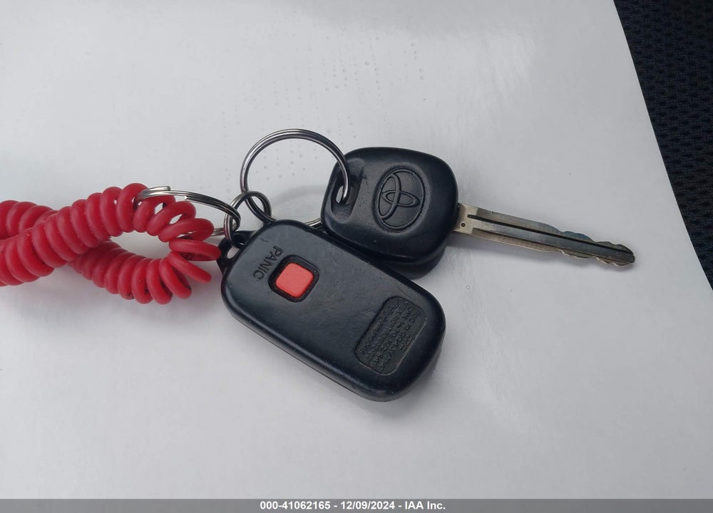 2005 TOYOTA COROLLA S VIN: 2T1BR32E35C391134