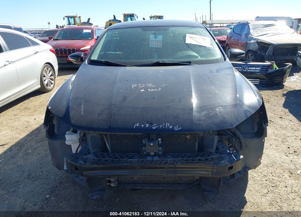 2018 VOLKSWAGEN PASSAT VIN: 1VWAA7A35JC033544