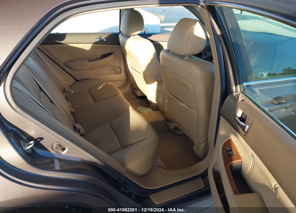 2007 HONDA ACCORD 3.0 EX VIN: 1HGCM665X7A067427