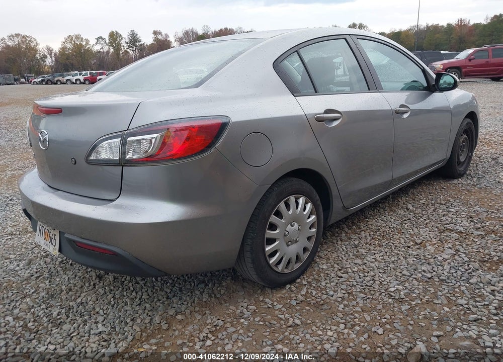 2010 MAZDA 3 I SPORT VIN: JM1BL1SF6A1267145