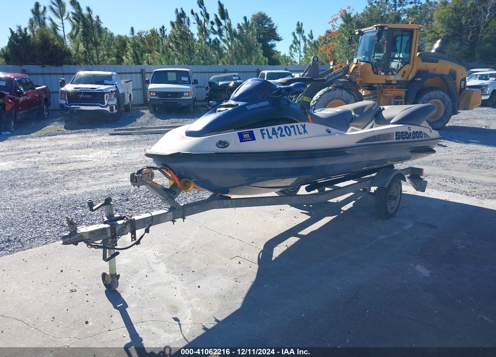 2002 SEADOO PERSONAL WATERCRAFT VIN: CEC05037A202