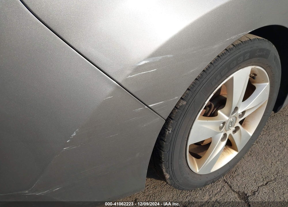 2013 HYUNDAI ELANTRA GLS VIN: 5NPDH4AE7DH443718