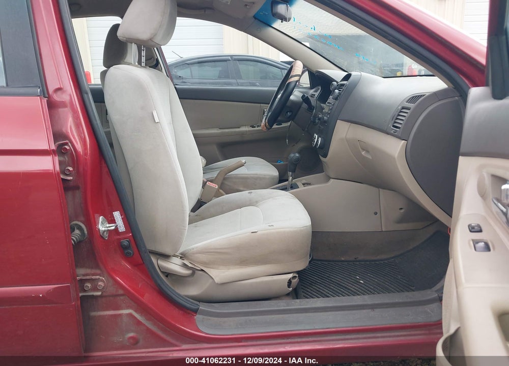 2009 KIA SPECTRA EX VIN: KNAFE221X95648245