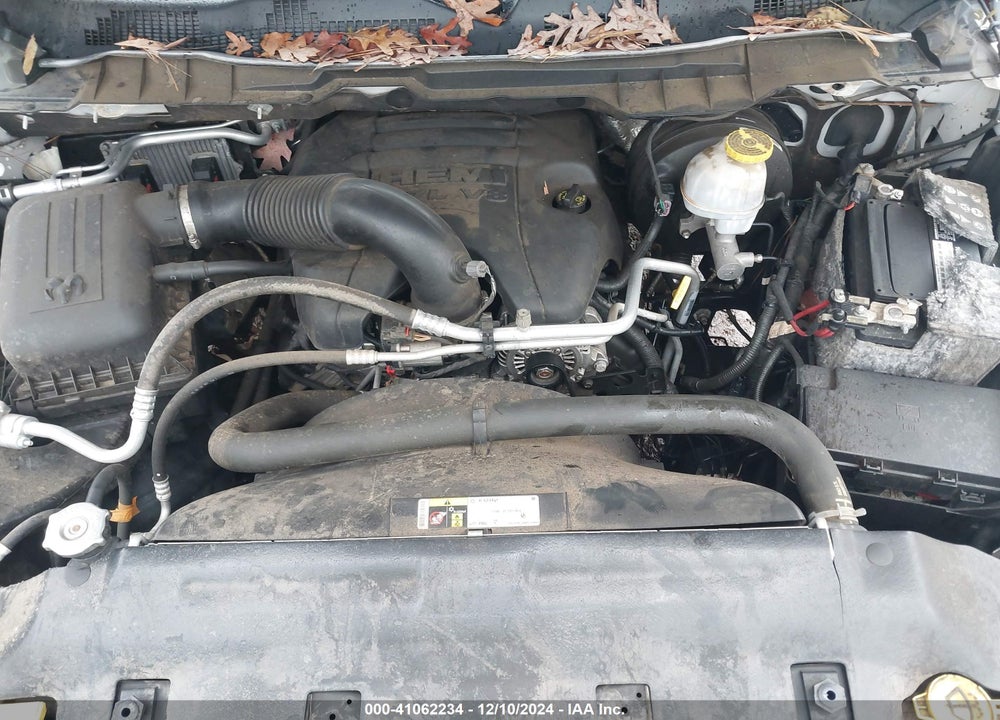 2019 RAM 1500 CLASSIC VIN: 1C6RR6TT8KS584944
