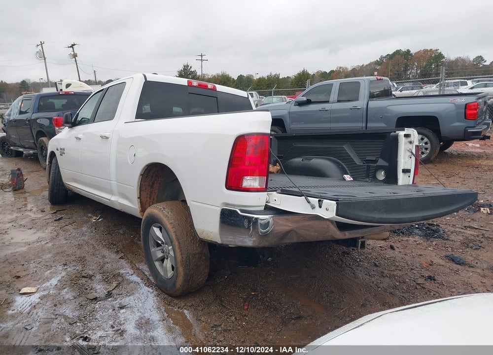 2019 RAM 1500 CLASSIC VIN: 1C6RR6TT8KS584944