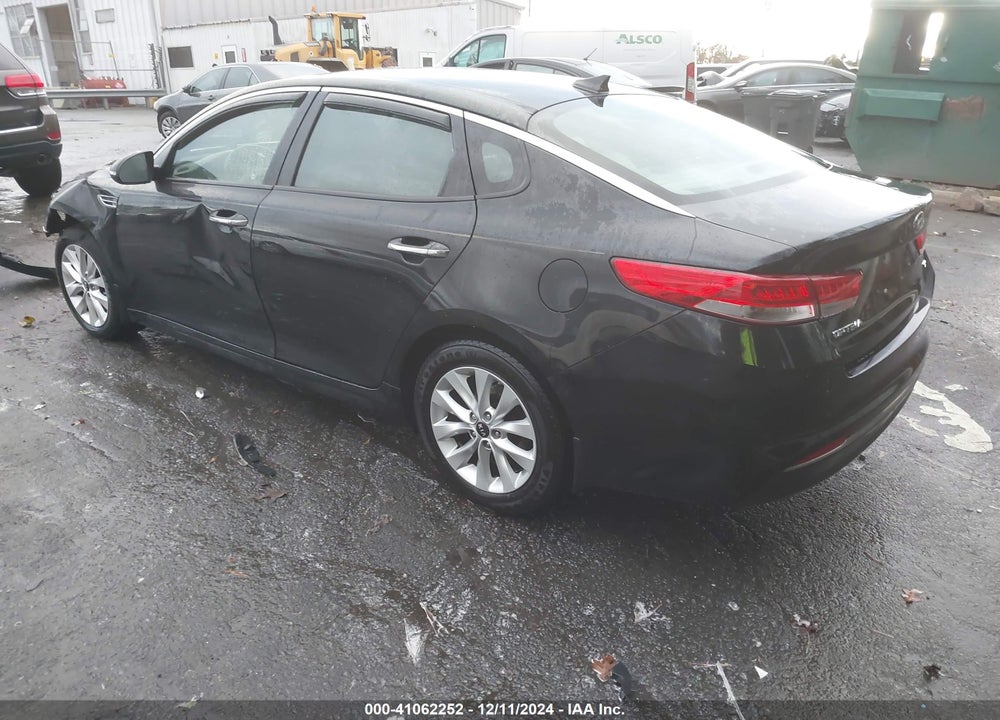 2016 KIA OPTIMA EX VIN: 5XXGU4L3XGG120641