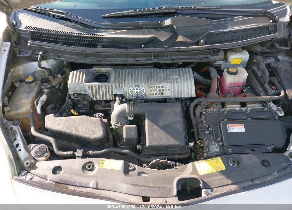 2013 TOYOTA PRIUS TWO VIN: JTDKN3DU3D5571306