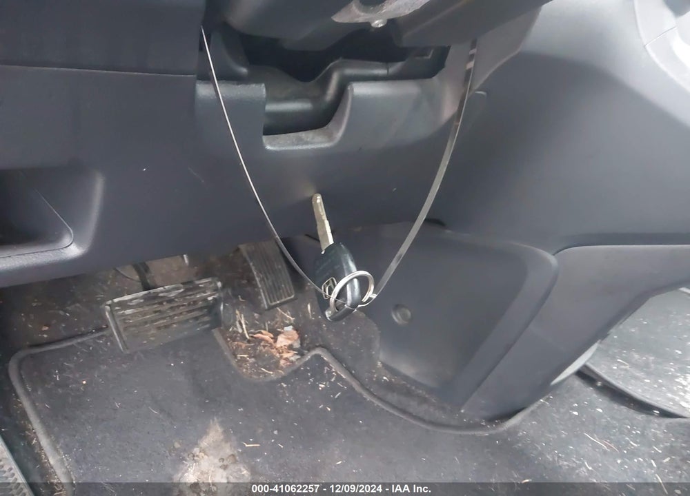 2009 HONDA CR-V LX VIN: 5J6RE48329L043954