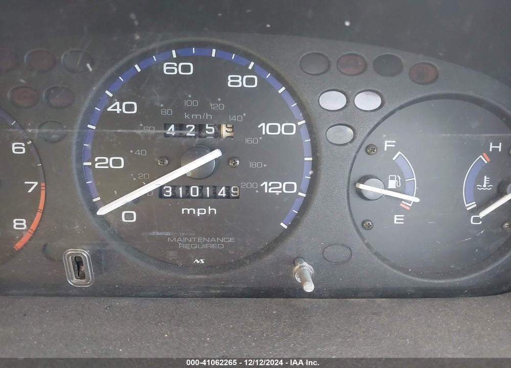 2000 HONDA CIVIC EX VIN: 1HGEJ8147YL063059