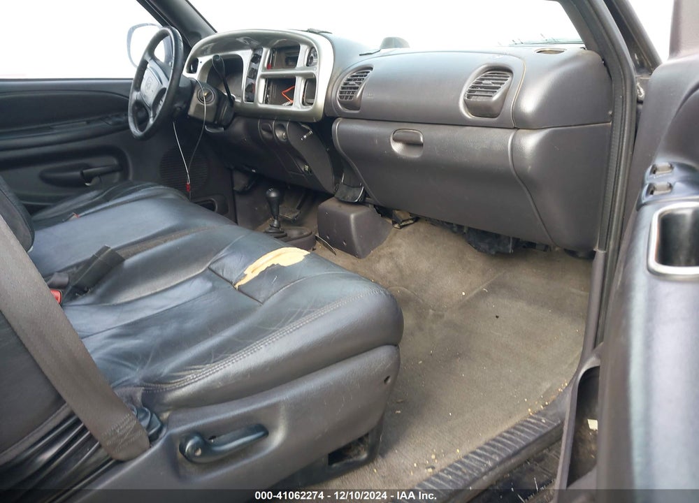 2001 DODGE RAM 1500 ST VIN: 3B7HF13Z61G796669