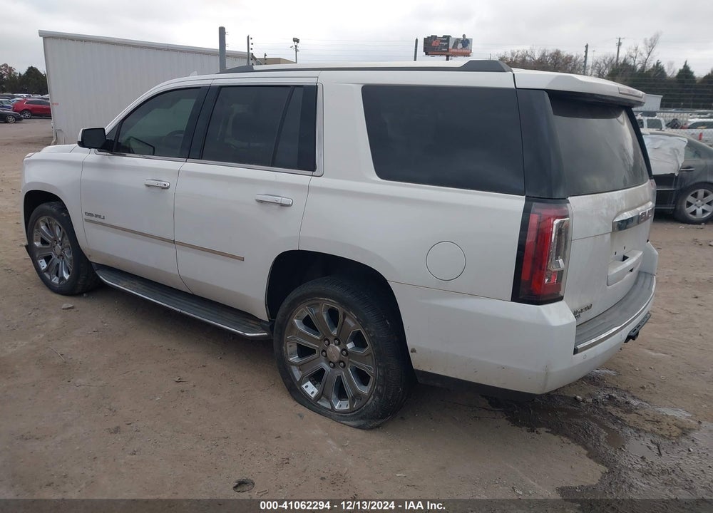 2015 GMC YUKON DENALI VIN: 1GKS2CKJ4FR677040
