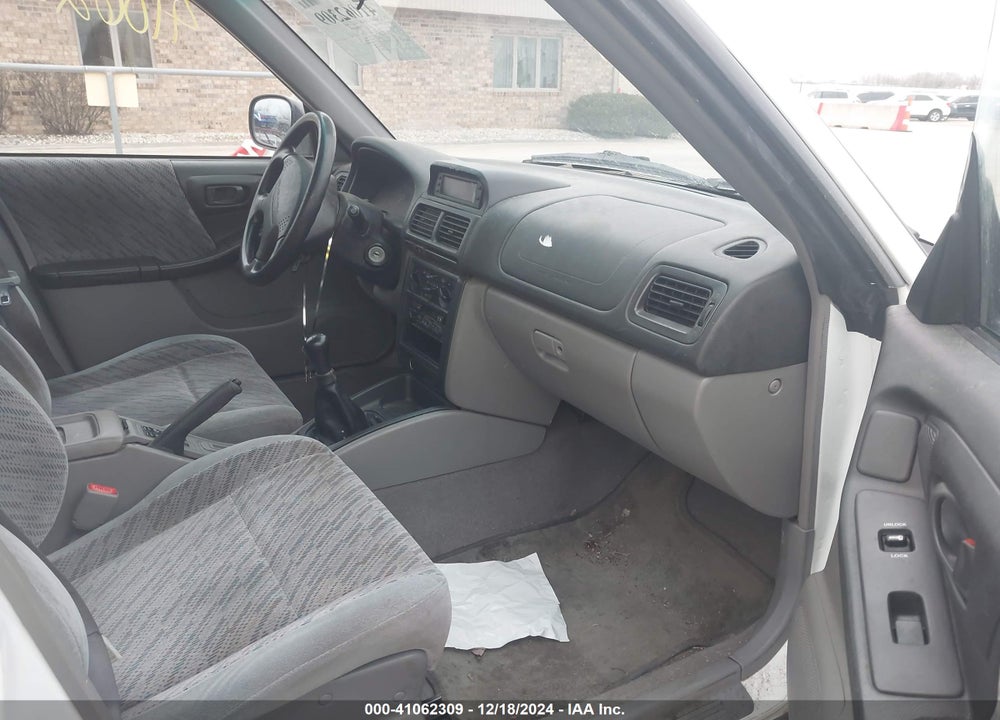 2000 SUBARU FORESTER S VIN: JF1SF6558YG710867