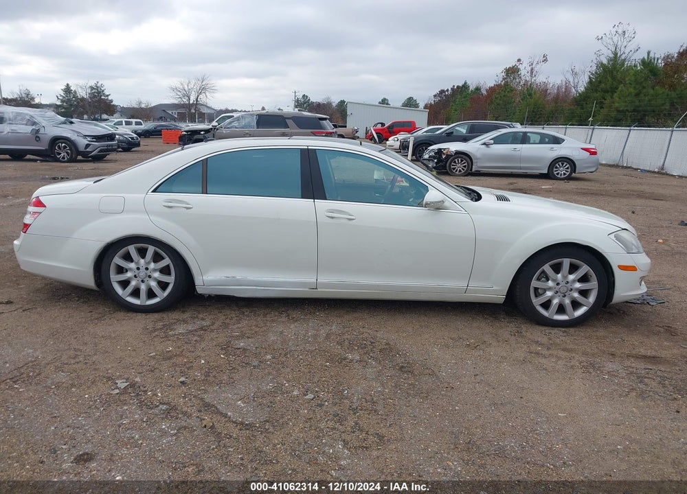 2008 MERCEDES-BENZ S 550 4MATIC VIN: WDDNG86X38A177321