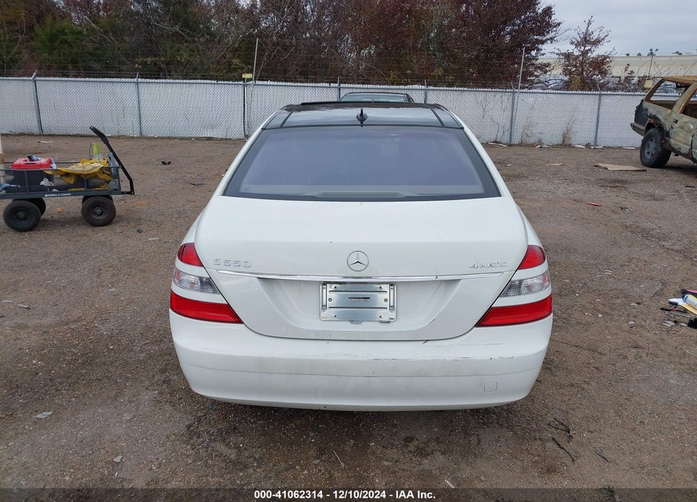 2008 MERCEDES-BENZ S 550 4MATIC VIN: WDDNG86X38A177321