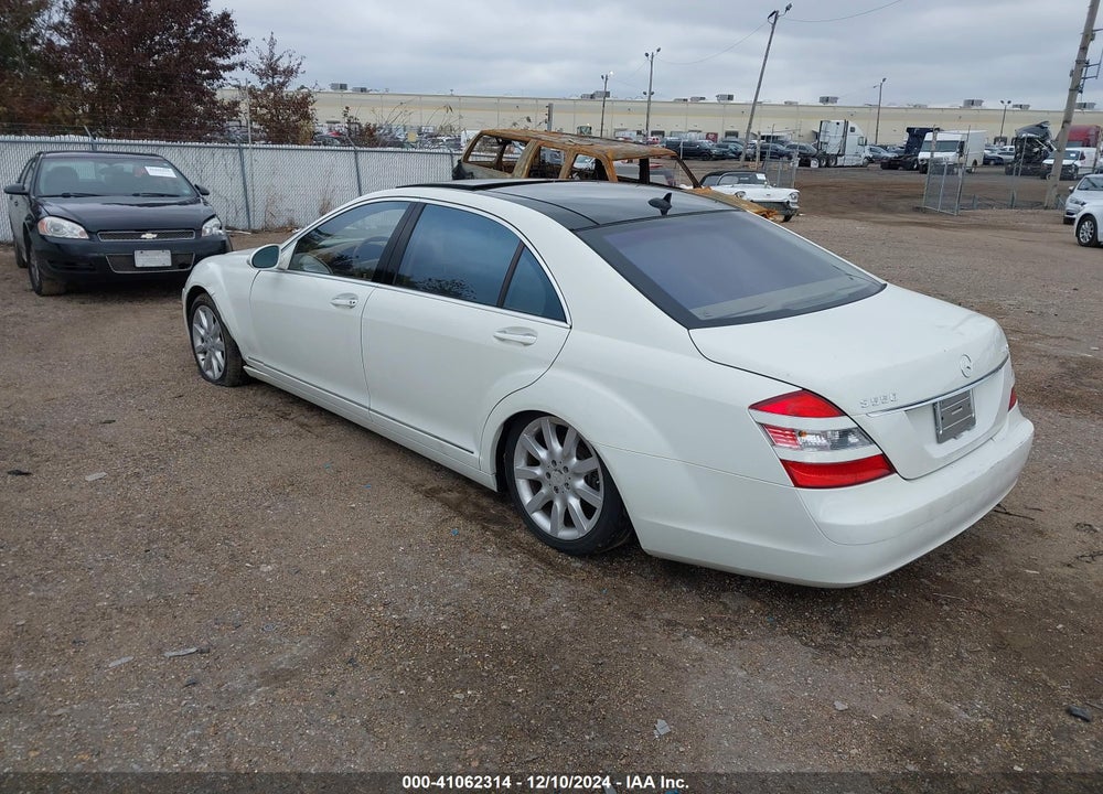 2008 MERCEDES-BENZ S 550 4MATIC VIN: WDDNG86X38A177321