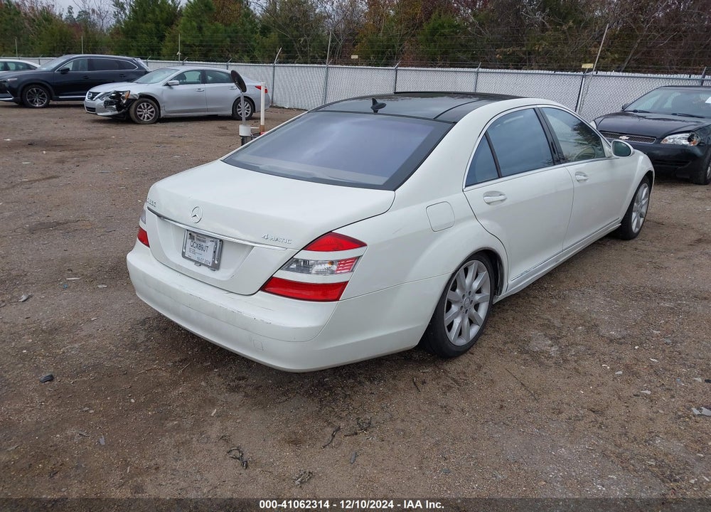 2008 MERCEDES-BENZ S 550 4MATIC VIN: WDDNG86X38A177321