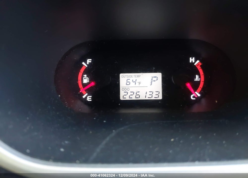 2010 PONTIAC VIBE VIN: 5Y2SP6E07AZ417709