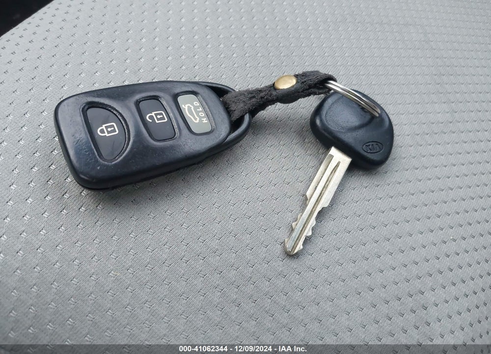 2013 KIA FORTE EX VIN: KNAFU4A21D5662276