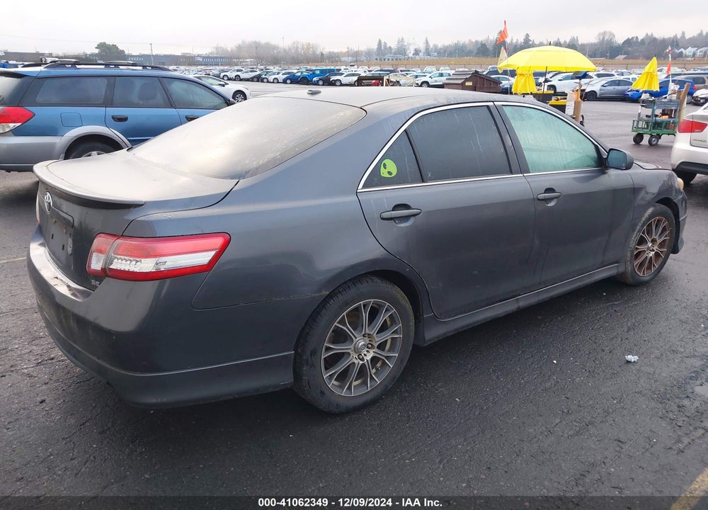 2011 TOYOTA CAMRY SE VIN: 4T1BF3EK5BU215027