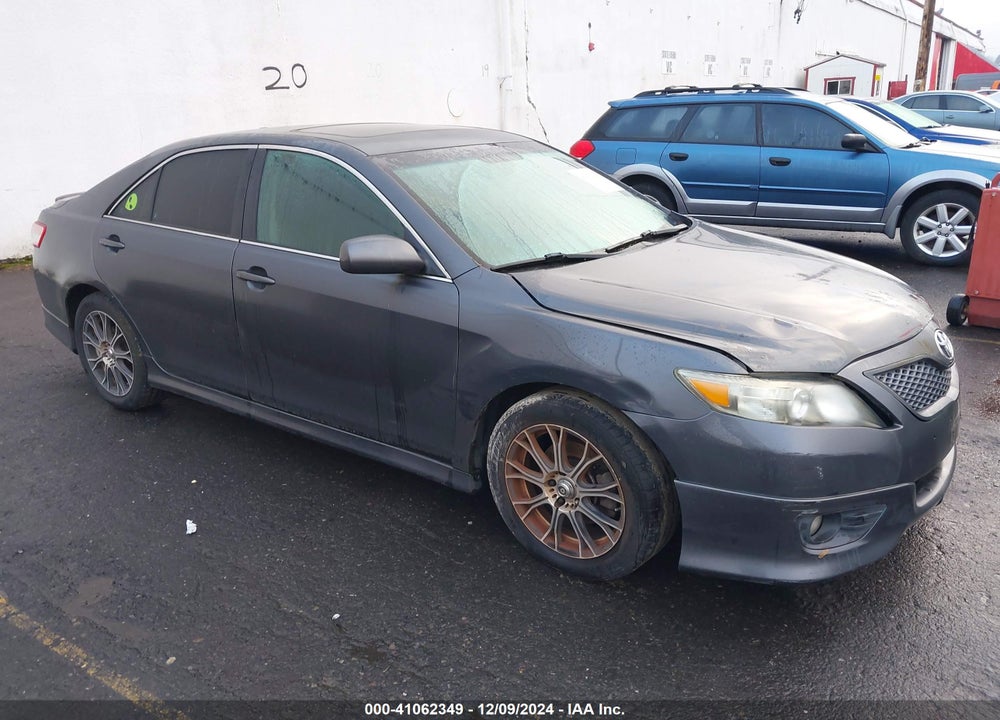 2011 TOYOTA CAMRY SE VIN: 4T1BF3EK5BU215027