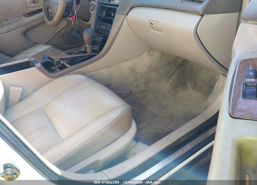 1998 LEXUS ES 300 VIN: JT8BF28G3W5025585